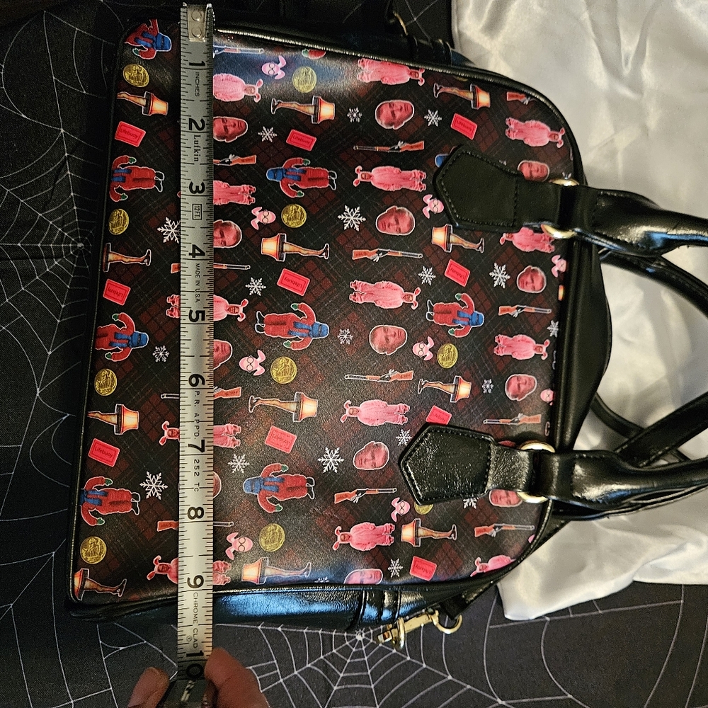A Christmas story crossbody purse - Picture 7 of 8